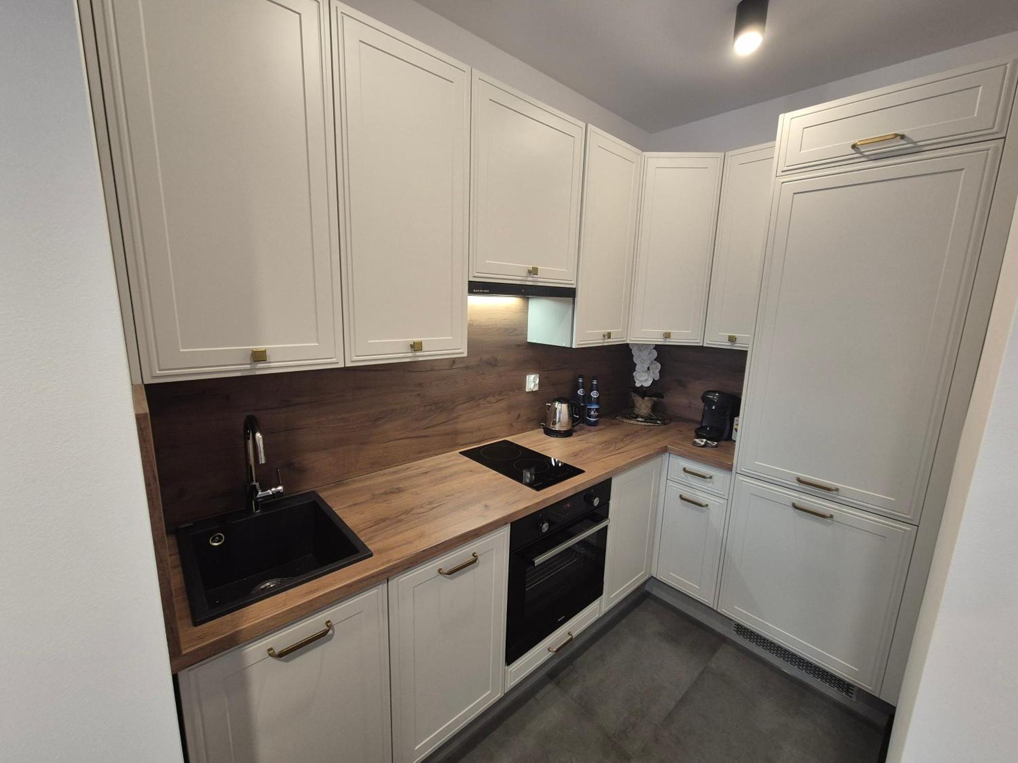 Ami Luxury Residence XII Илава Екстериор снимка