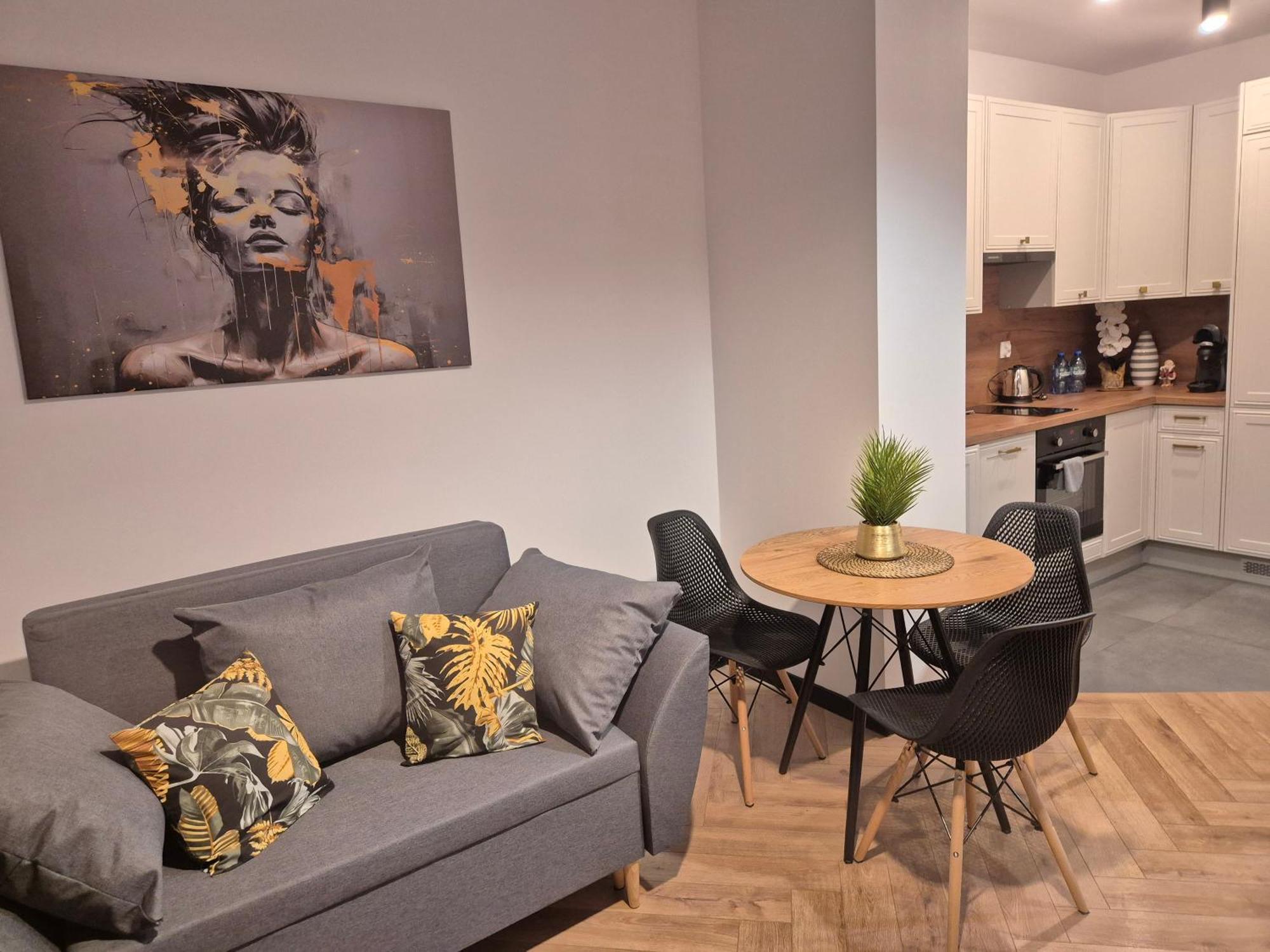 Ami Luxury Residence XII Илава Екстериор снимка