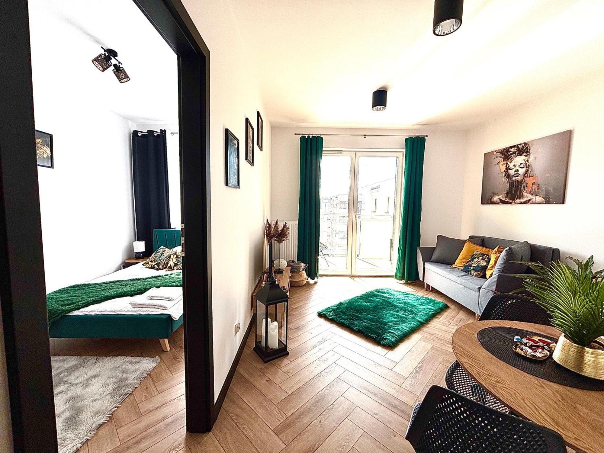 Ami Luxury Residence XII Илава Екстериор снимка